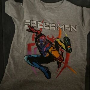 Marvel Gamiverse Gray T-Shirt with Spider-Man Design